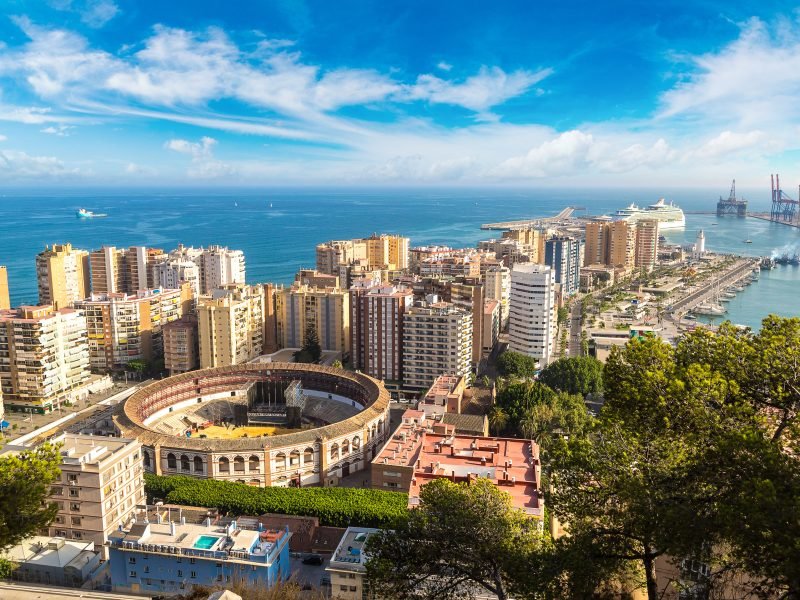 На что обратить внимание при переезде в испанский город - Малага